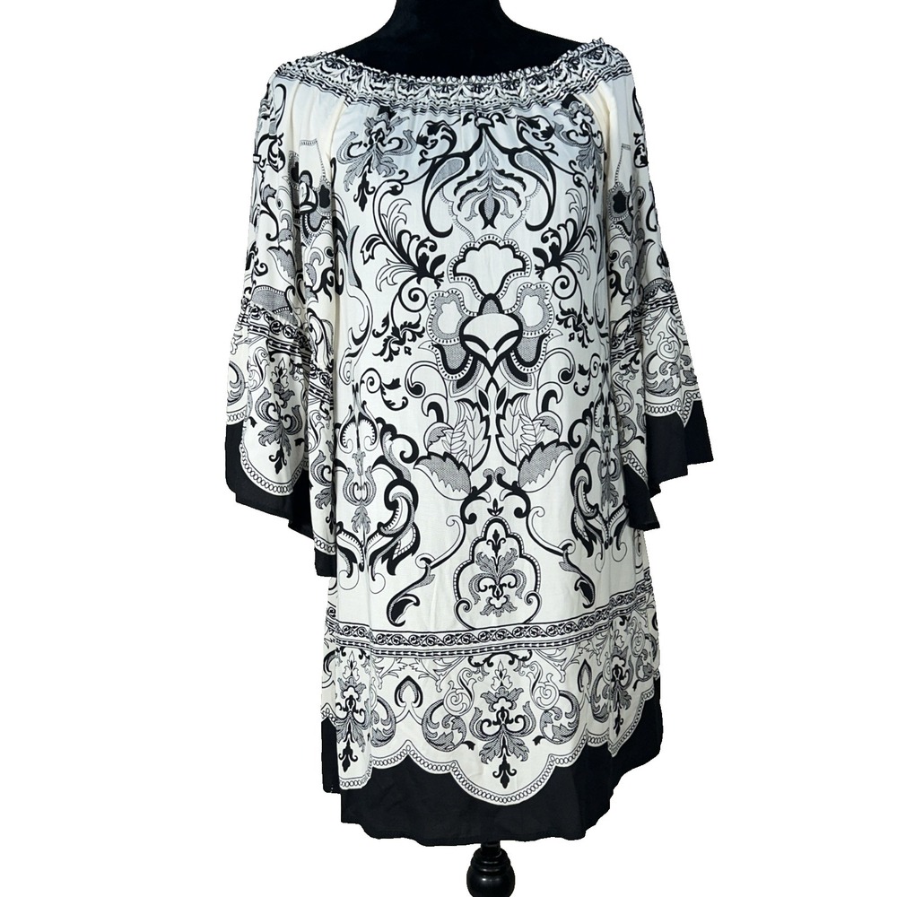 Flying Tomato Dress SMALL Black White Medallion Floral Shift Flare Sl Off Should
